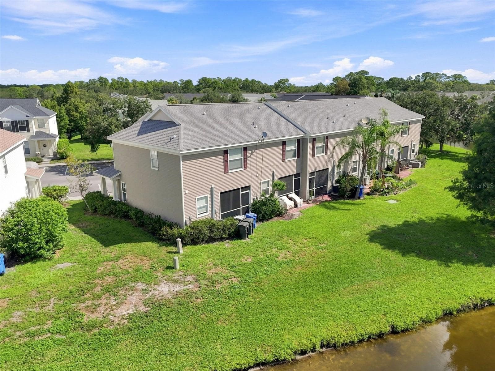 Townhouse at 12225 COUNTRY WHITE CIR, TAMPA, photo 49 of 77
