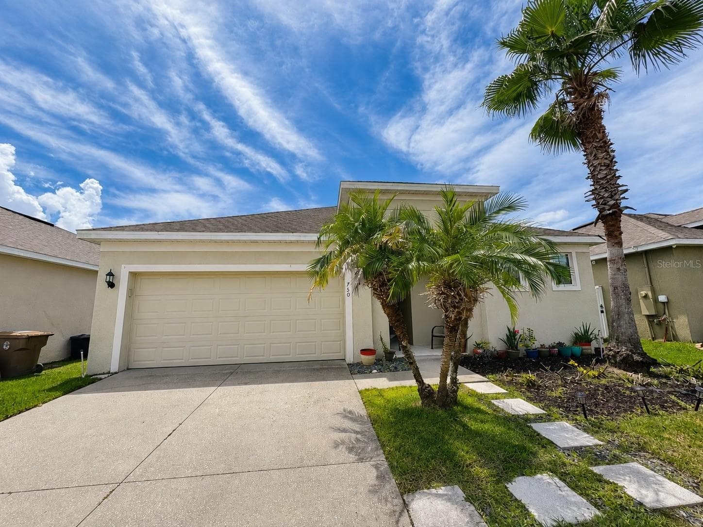 Single Family Residence at 750 STAR MAGNOLIA DR, KISSIMMEE, photo 2 of 18