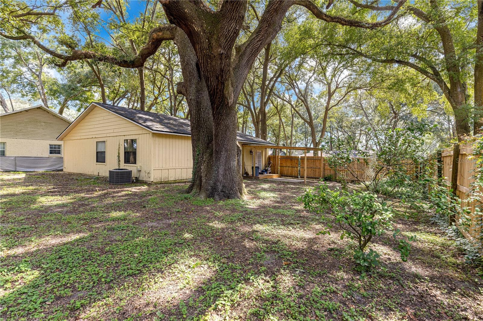 Single Family Residence at 43 ALMOND PASS DR, OCALA, photo 12 of 37