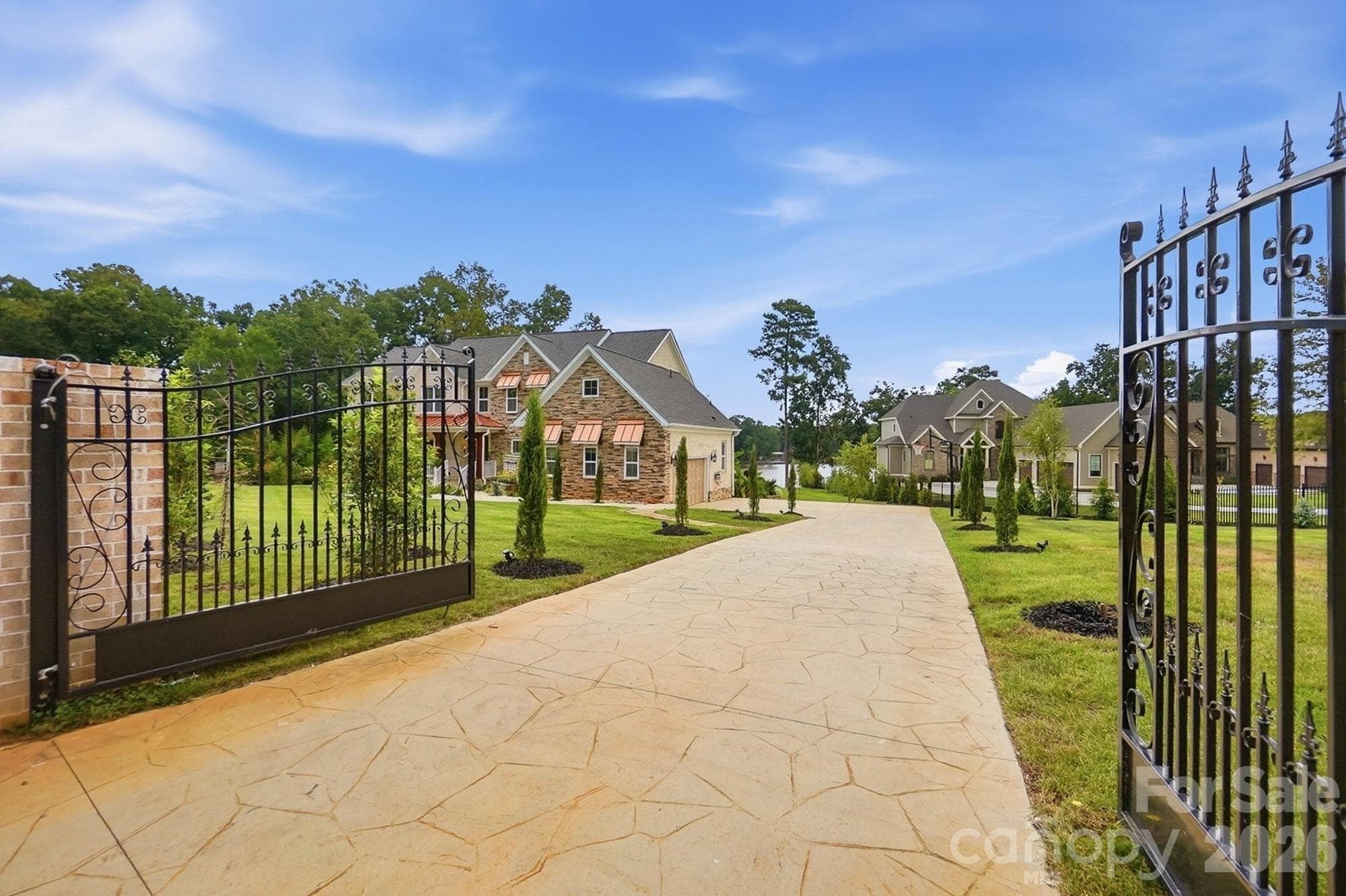 Single Family Residence at 1920 Marlin Drive, Lake Wylie, photo 3 of 48