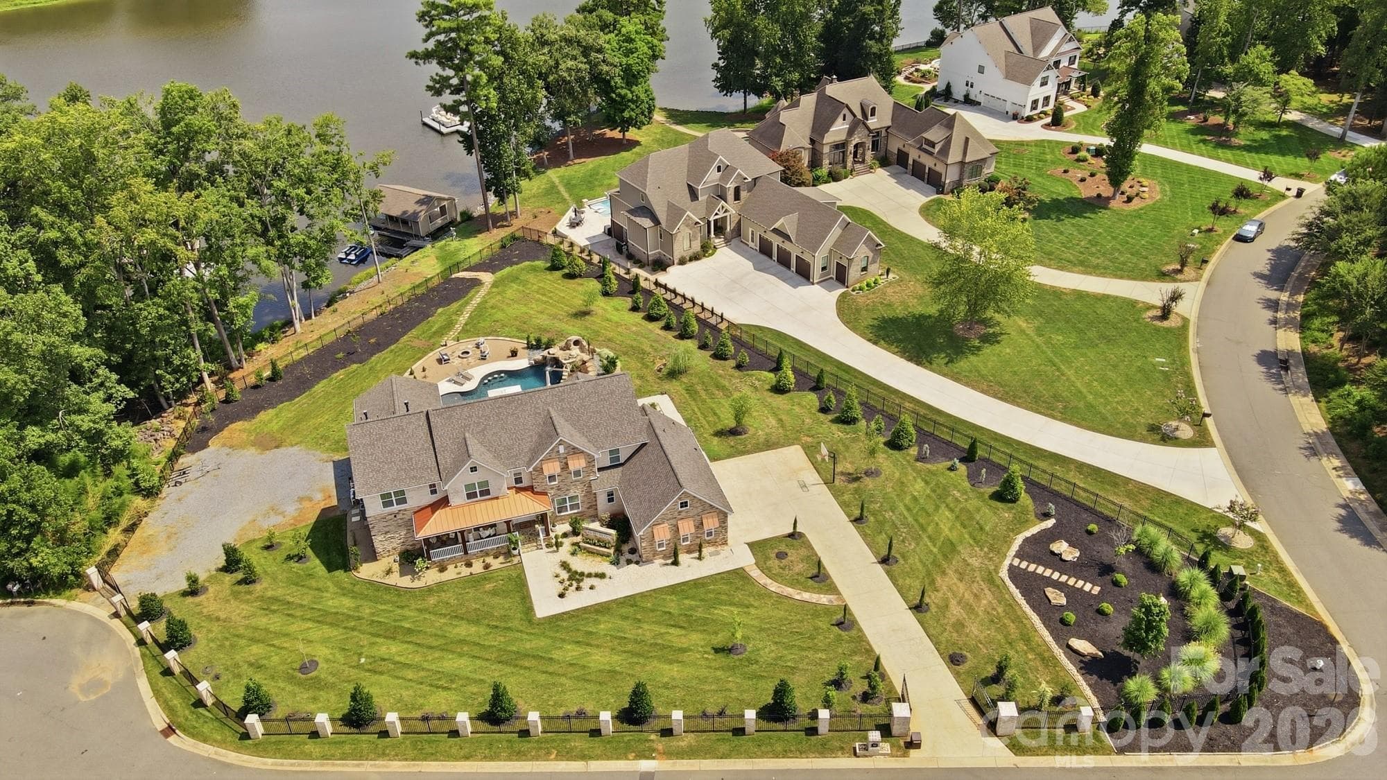Single Family Residence at 1920 Marlin Drive, Lake Wylie, photo 18 of 48