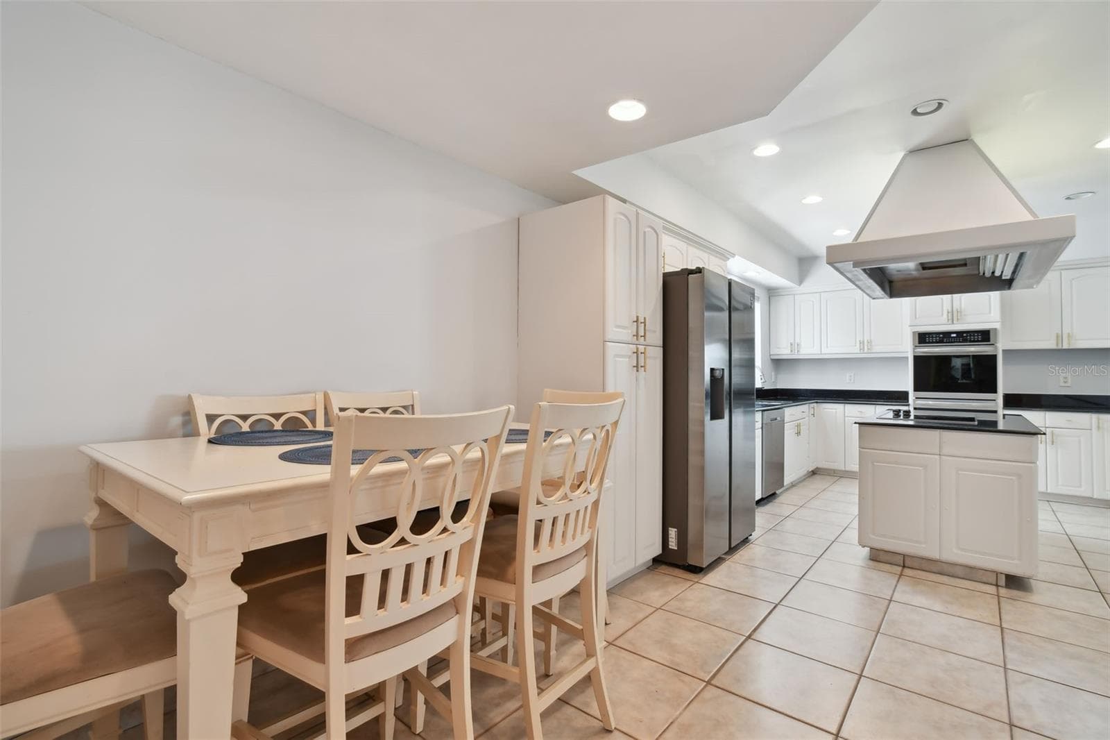 Single Family Residence at 1520 GULF BLVD, BELLEAIR BEACH, photo 10 of 62