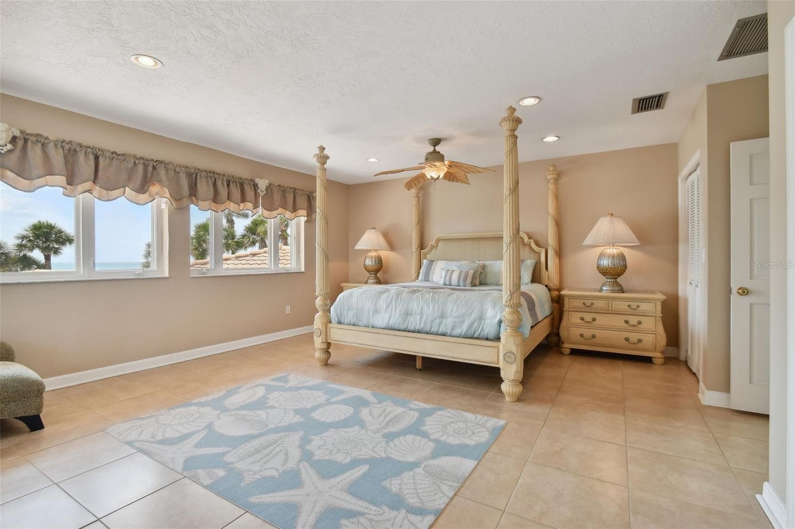 Single Family Residence at 1520 GULF BLVD, BELLEAIR BEACH, photo 38 of 62