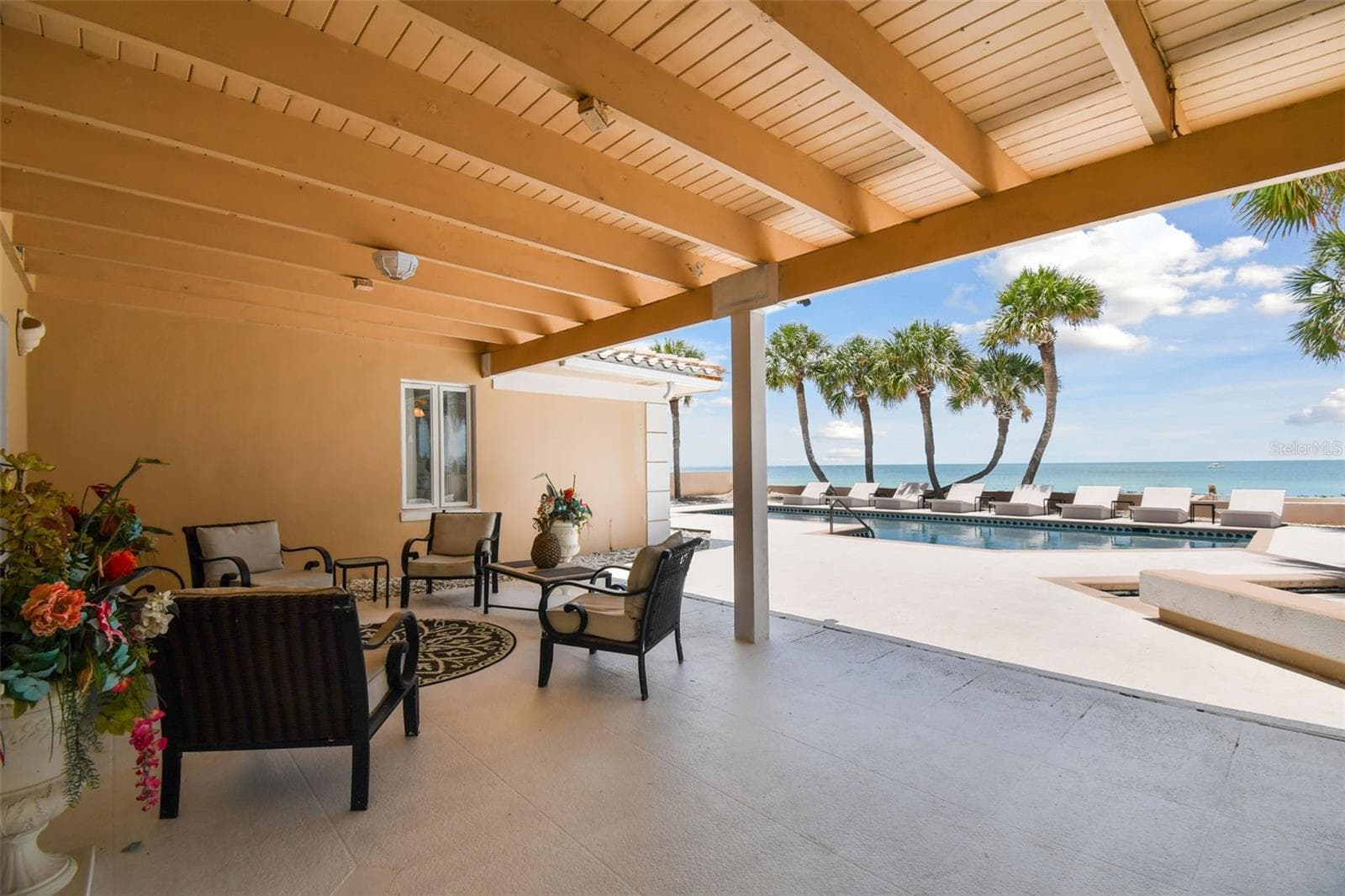 Single Family Residence at 1520 GULF BLVD, BELLEAIR BEACH, photo 40 of 62