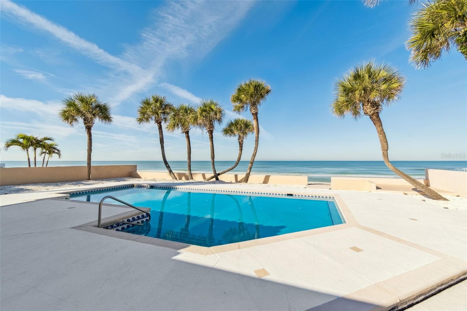 Single Family Residence at 1520 GULF BLVD, BELLEAIR BEACH, photo 55 of 62