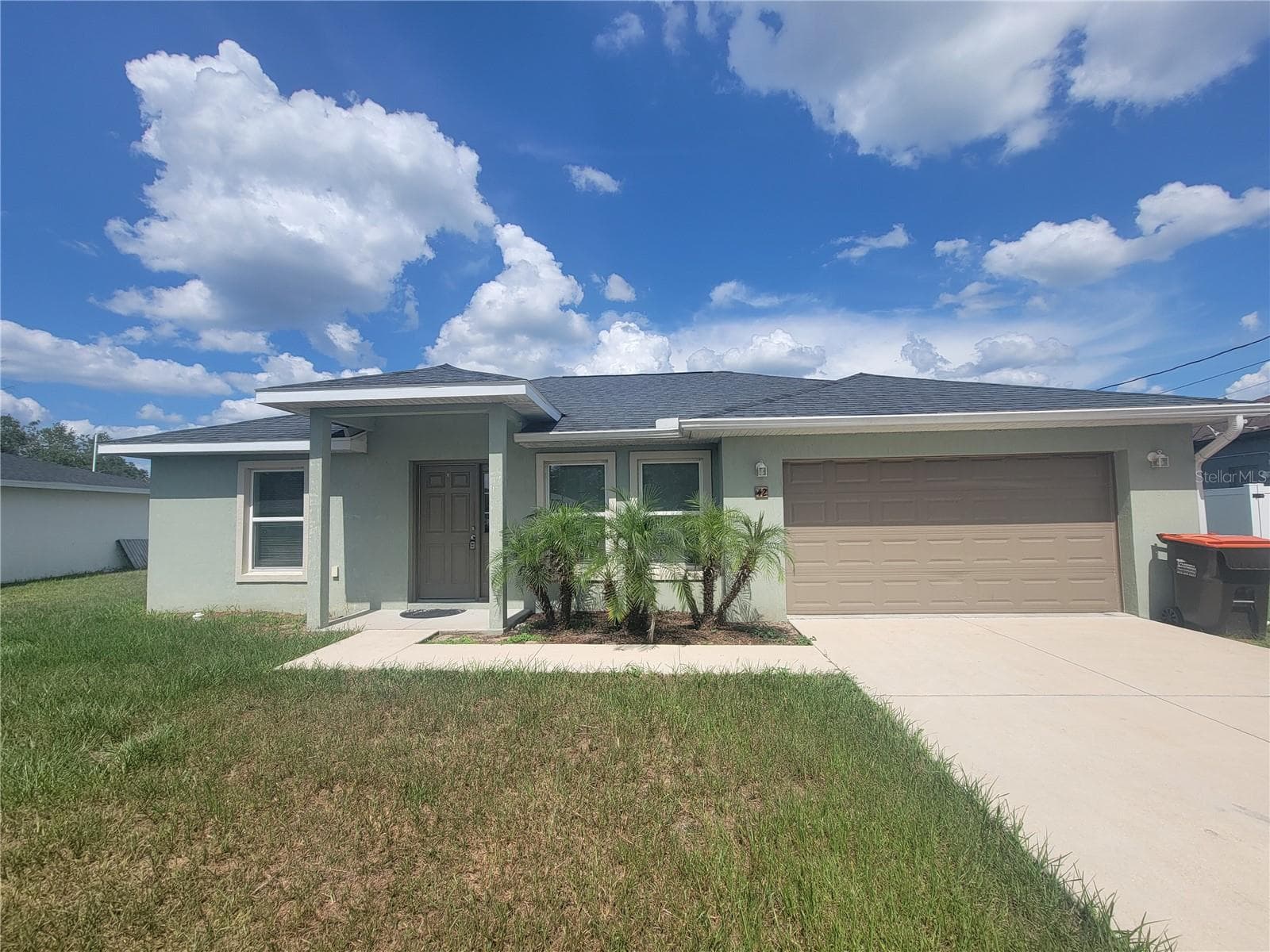Single Family Residence at 42 JUNIPER LOOP CIR, OCALA