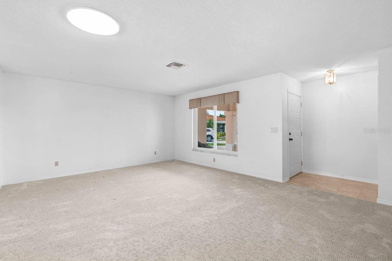Single Family Residence at 1001 ARDMORE WAY, SUN CITY CENTER, photo 10 of 67