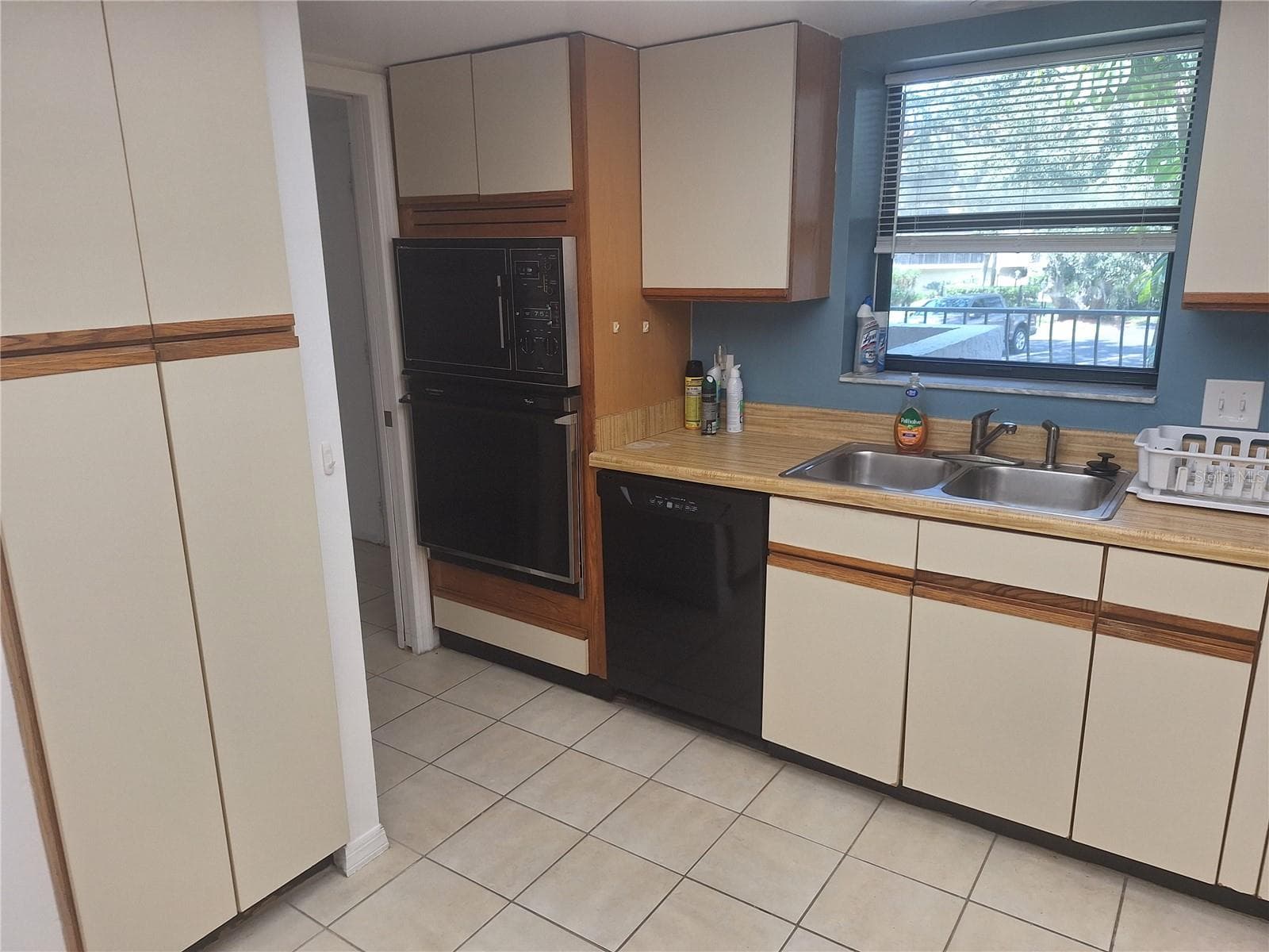 Condominium at 504 S FLORIDA AVE #215, TARPON SPRINGS, photo 5 of 31