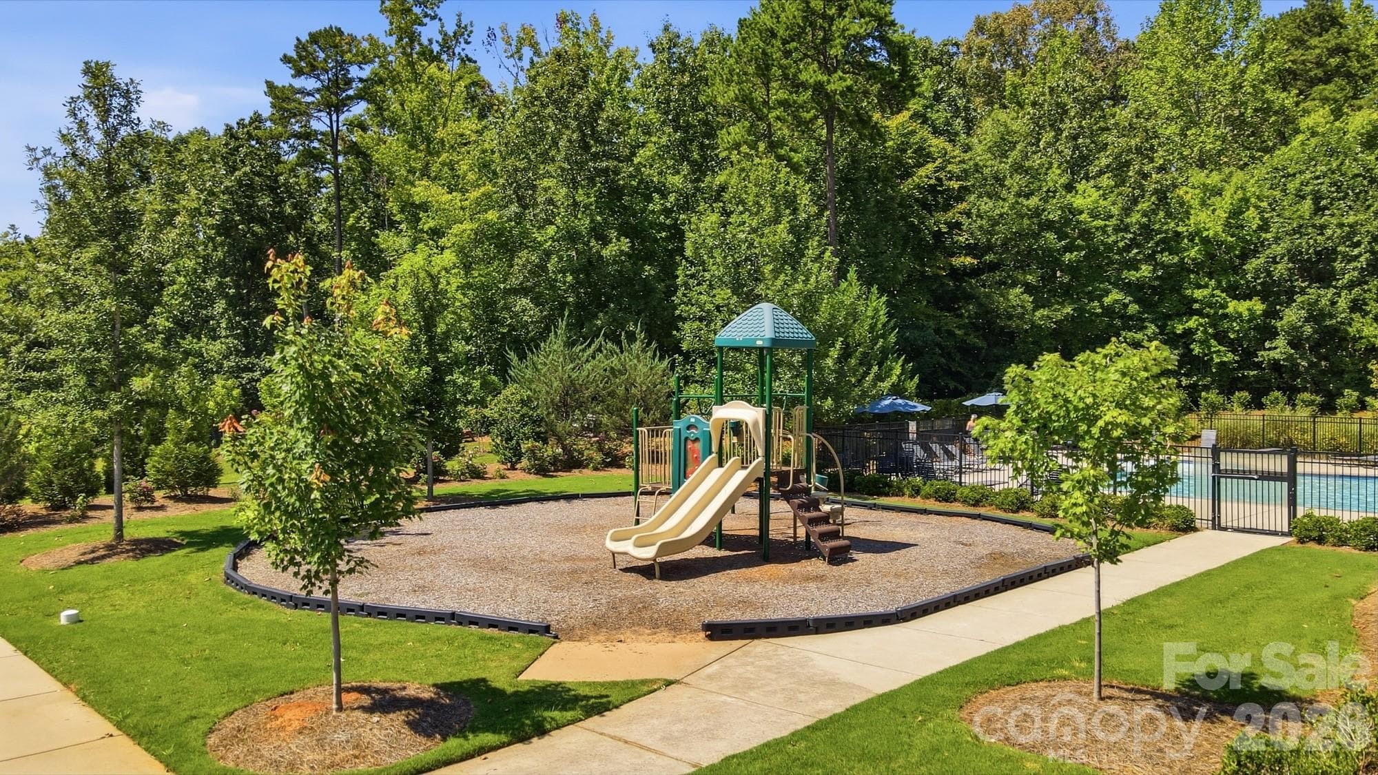 Single Family Residence at 10125 Castlebrooke Drive, Concord, photo 48 of 48