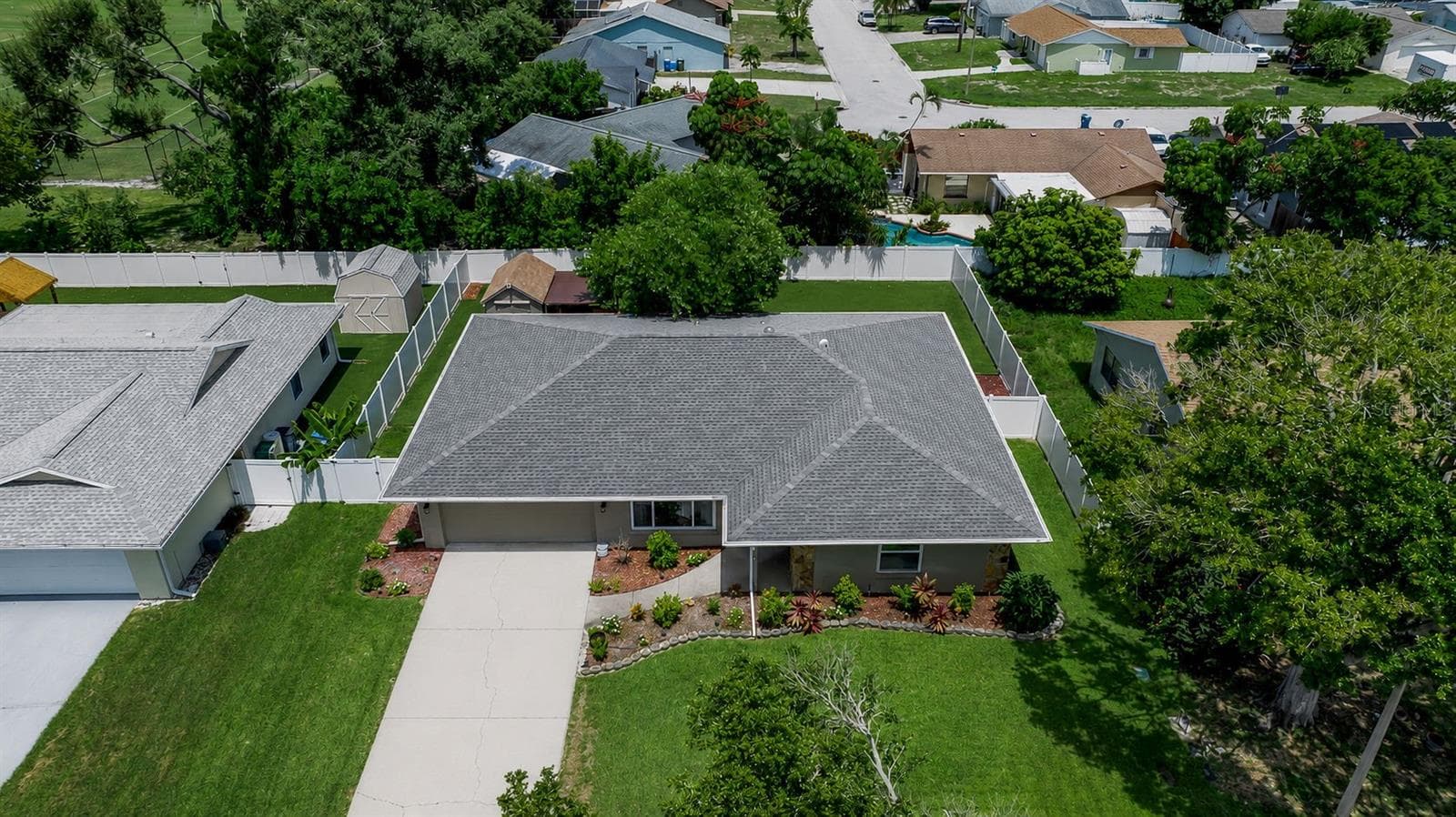 Single Family Residence at 5210 36TH AVENUE CIR W, BRADENTON, photo 2 of 33