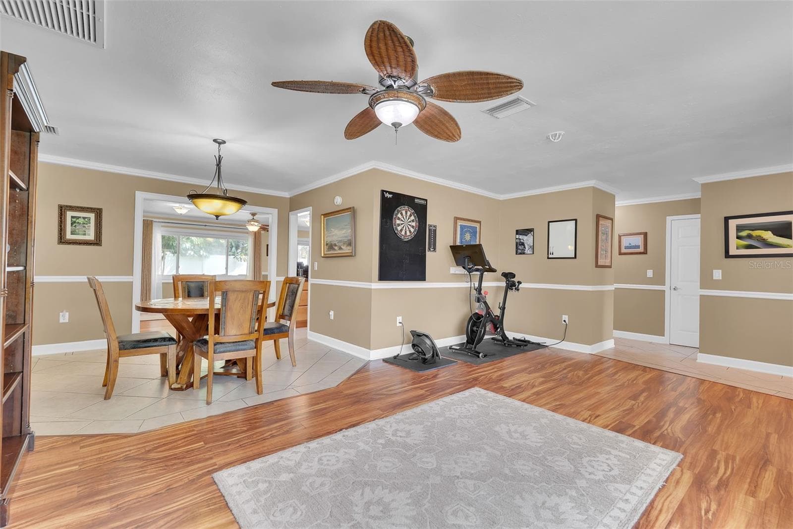 Single Family Residence at 5210 36TH AVENUE CIR W, BRADENTON, photo 9 of 33