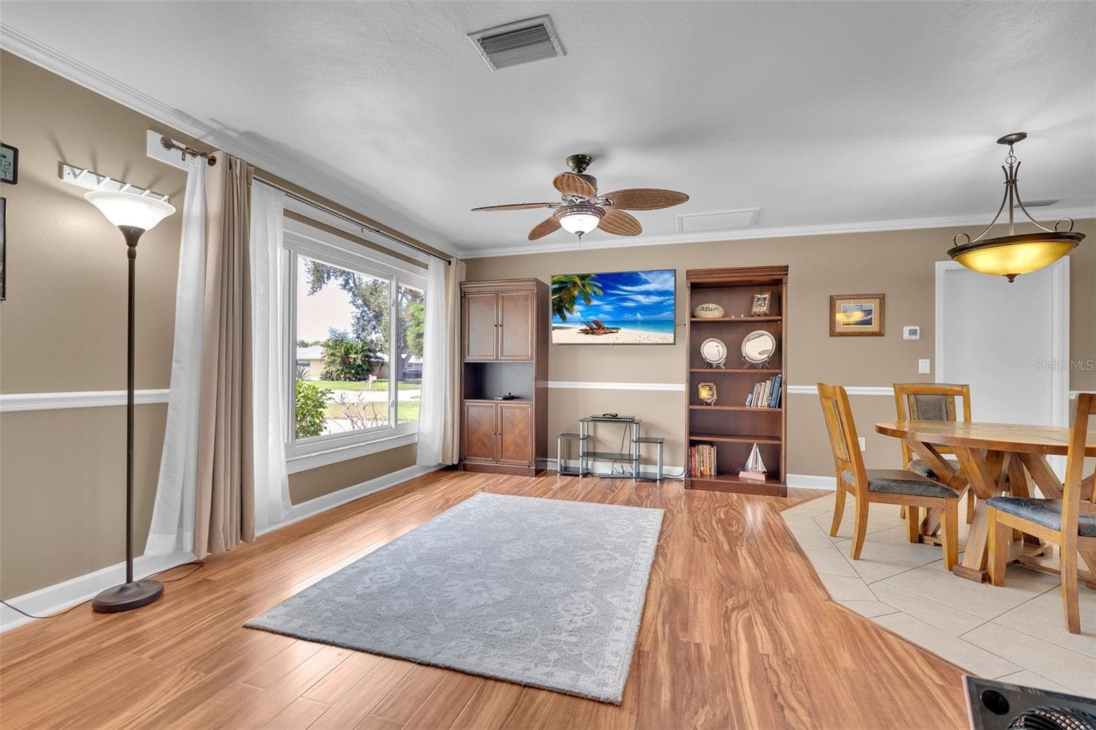 Single Family Residence at 5210 36TH AVENUE CIR W, BRADENTON, photo 11 of 33