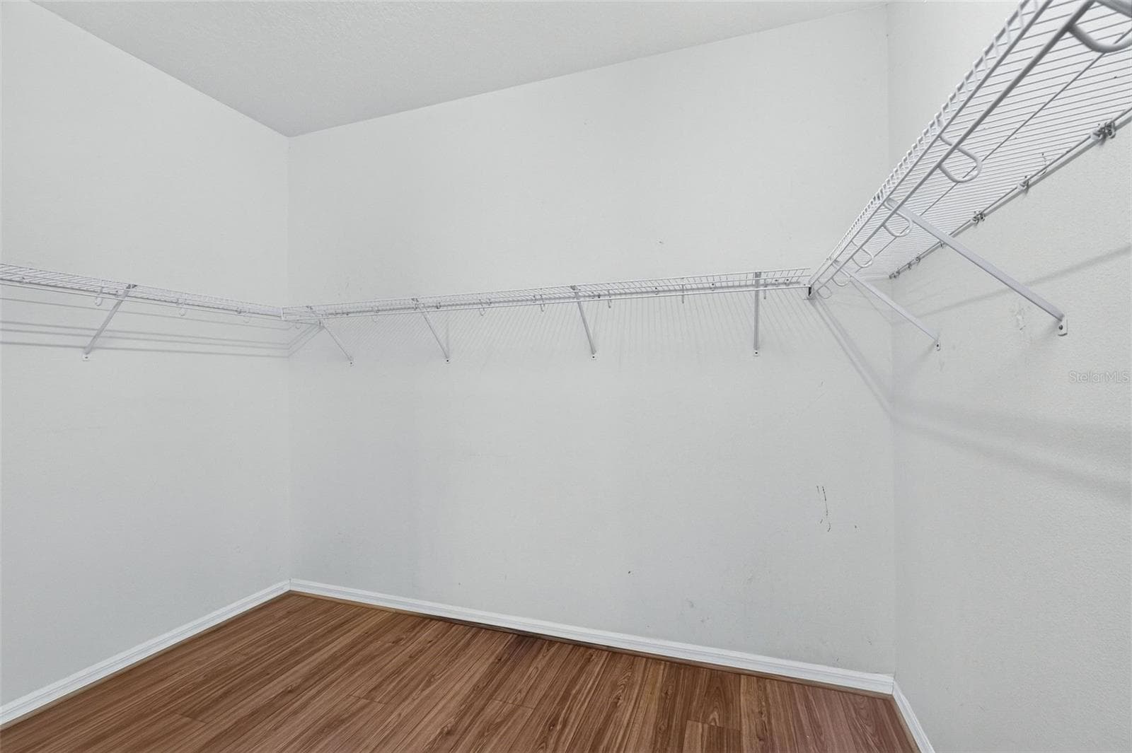 Large walk-in closet - 319 19TH ST NW, RUSKIN