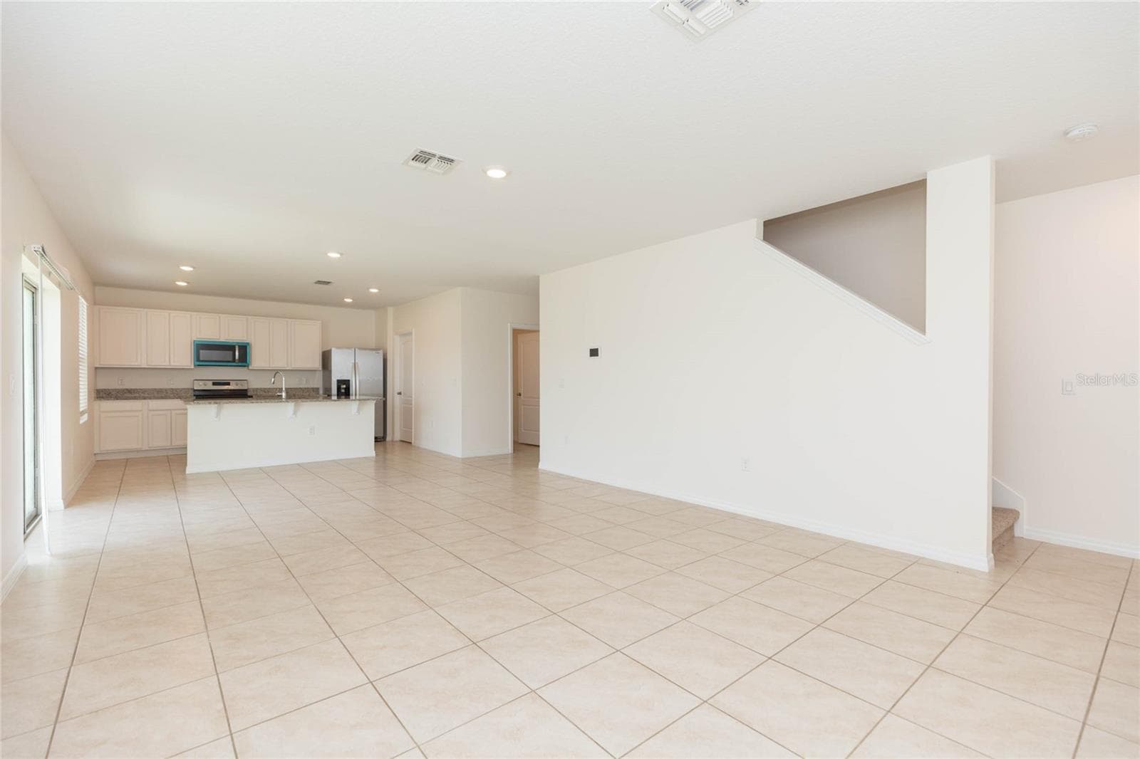Single Family Residence at 478 AUTUMN STREAM DR, AUBURNDALE, photo 14 of 44