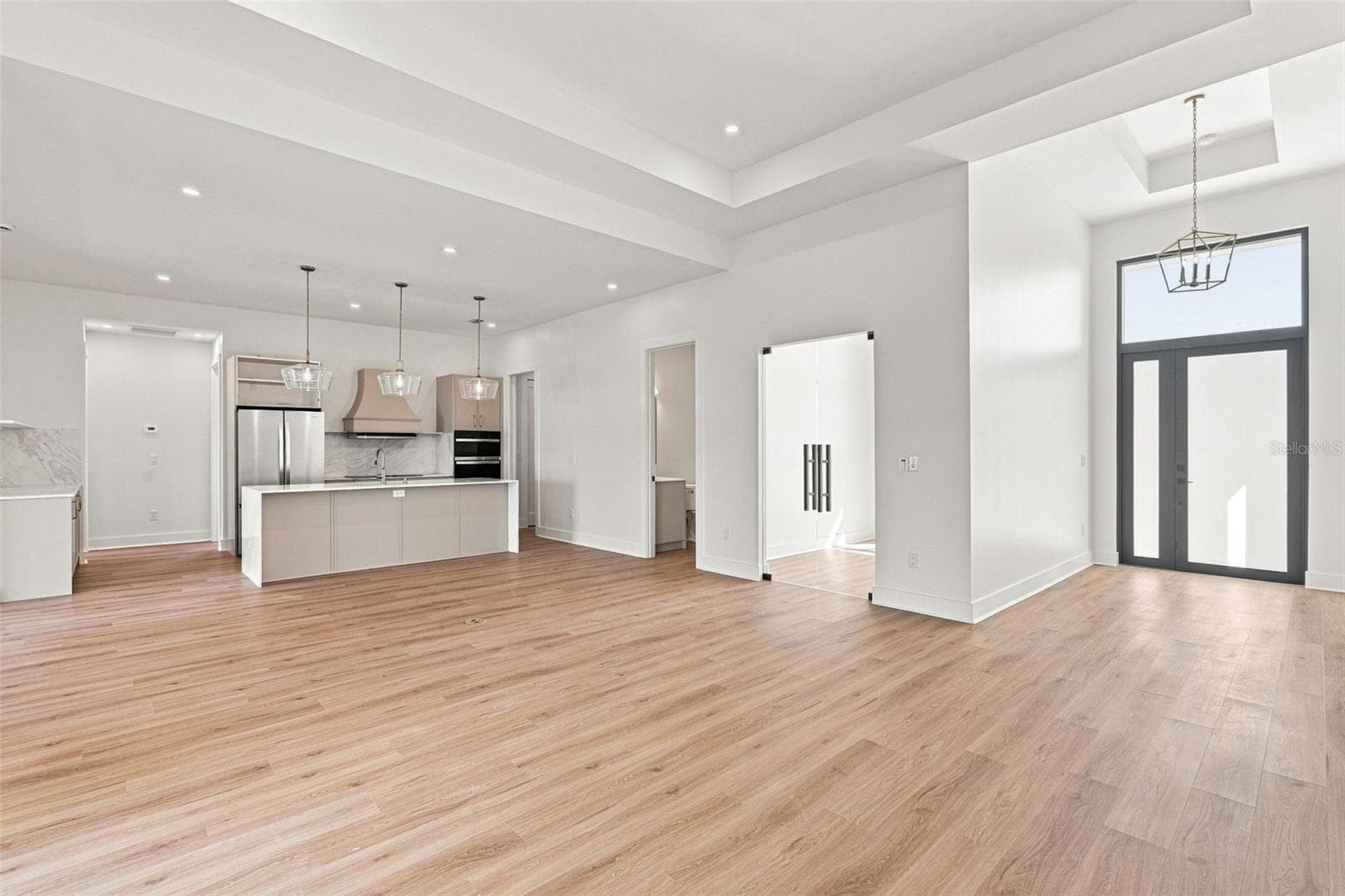 Spacious Living Area Flowing into the Chef's Kitchen - 44 SUNFLOWER DR, PLACIDA
