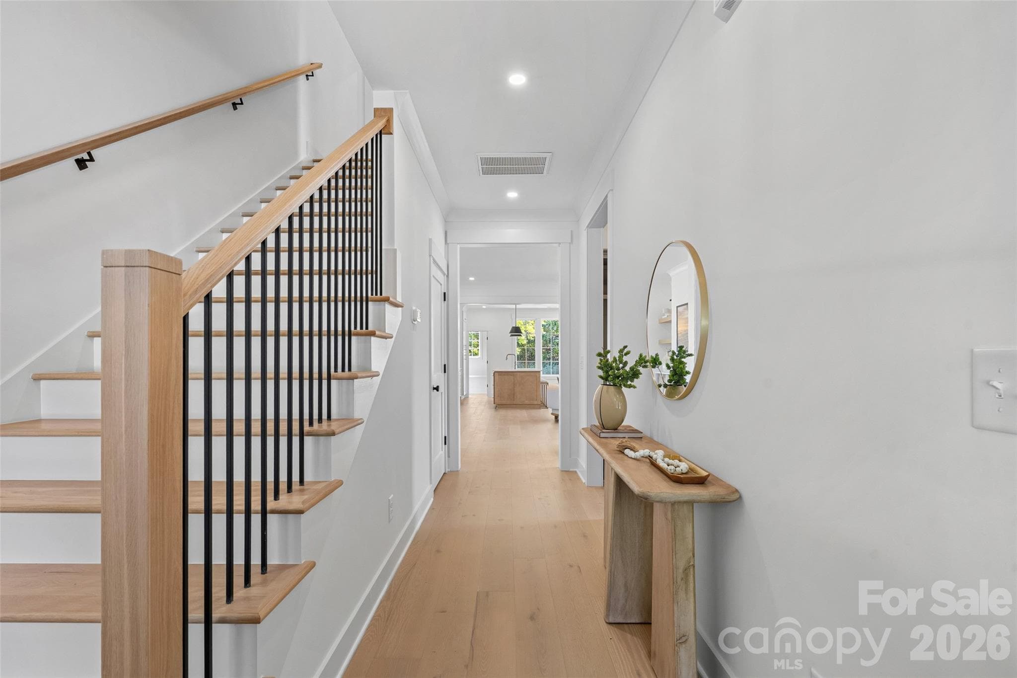 Townhouse at 2902 Dogwood Avenue, Charlotte, photo 3 of 38