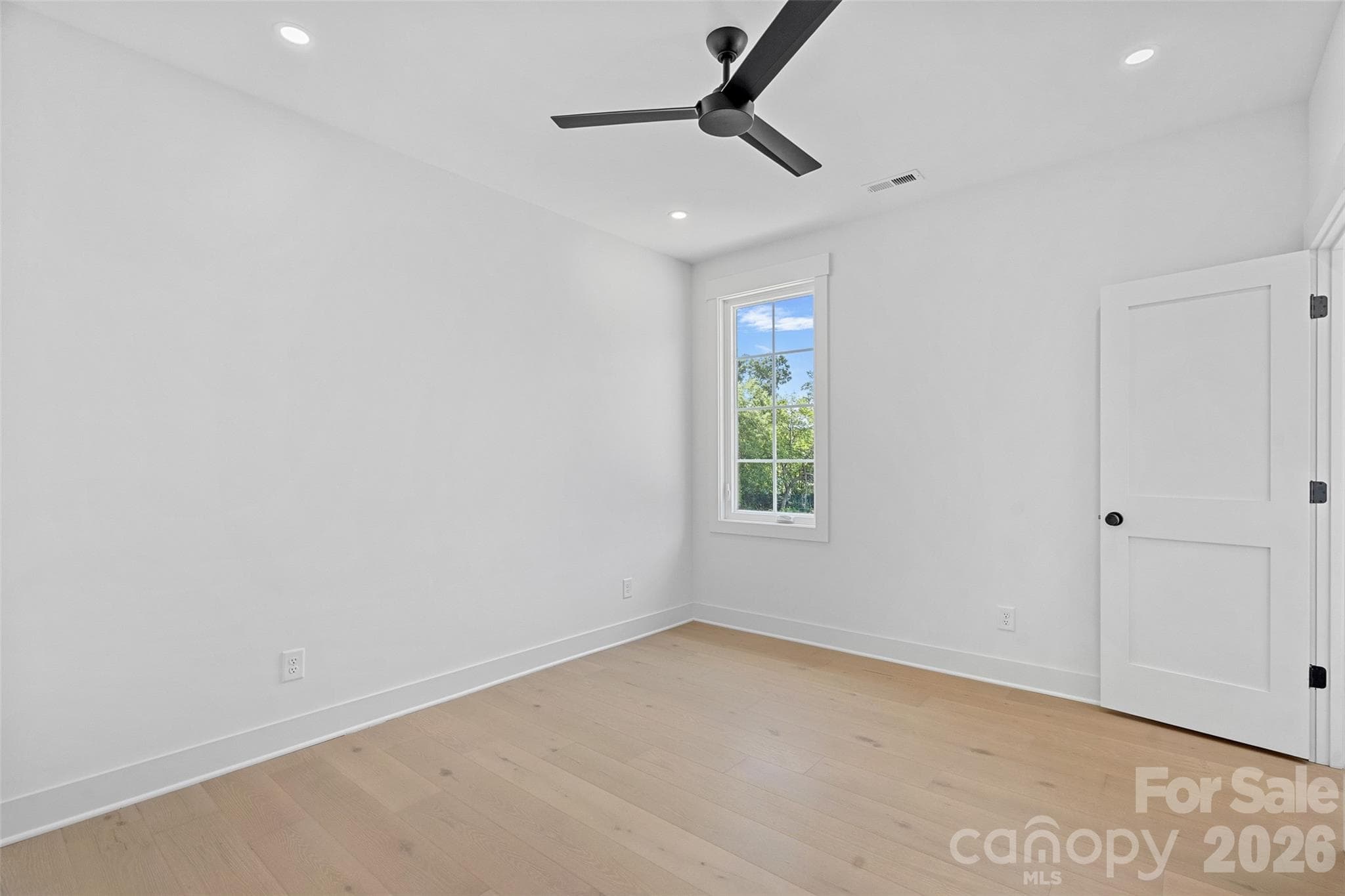 Townhouse at 2902 Dogwood Avenue, Charlotte, photo 26 of 38