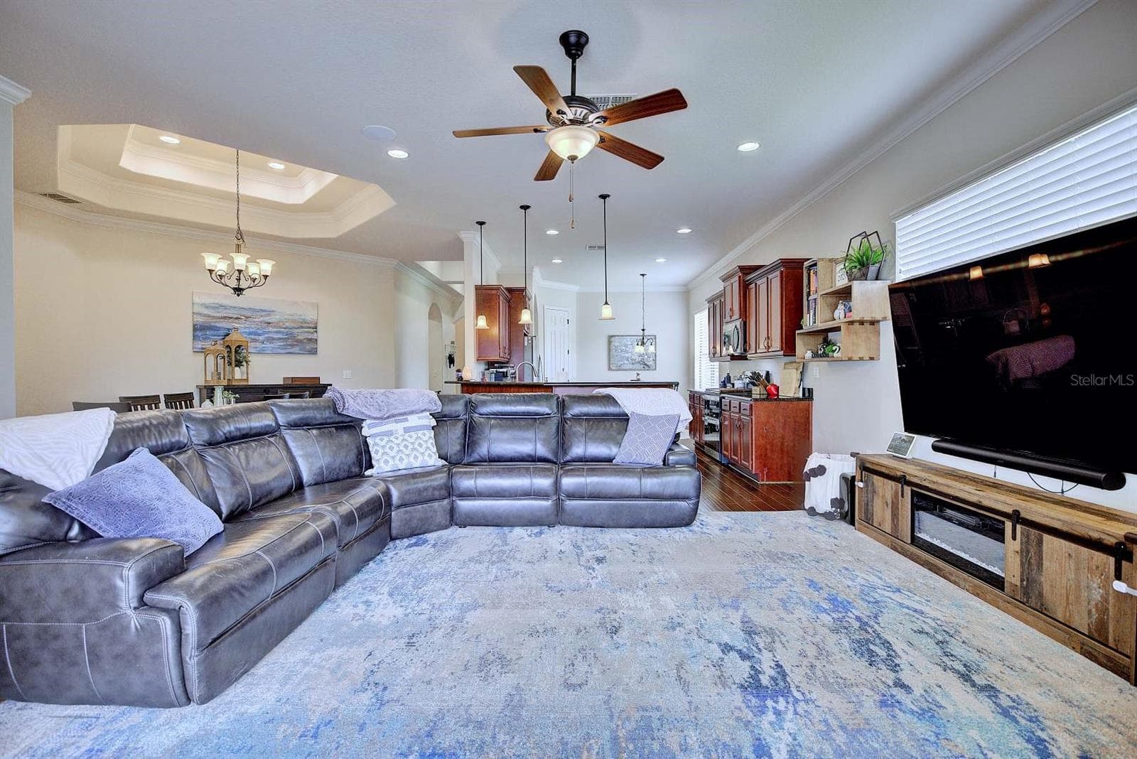 Single Family Residence at 904 CHRISTINA CHASE LN, LAKELAND, photo 8 of 57