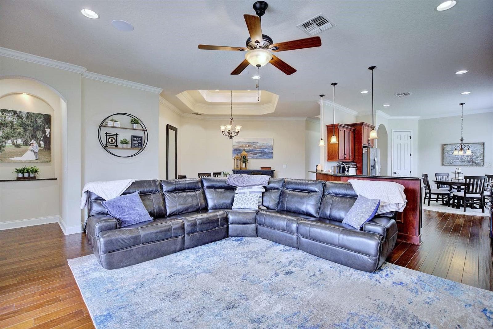 Single Family Residence at 904 CHRISTINA CHASE LN, LAKELAND, photo 9 of 57