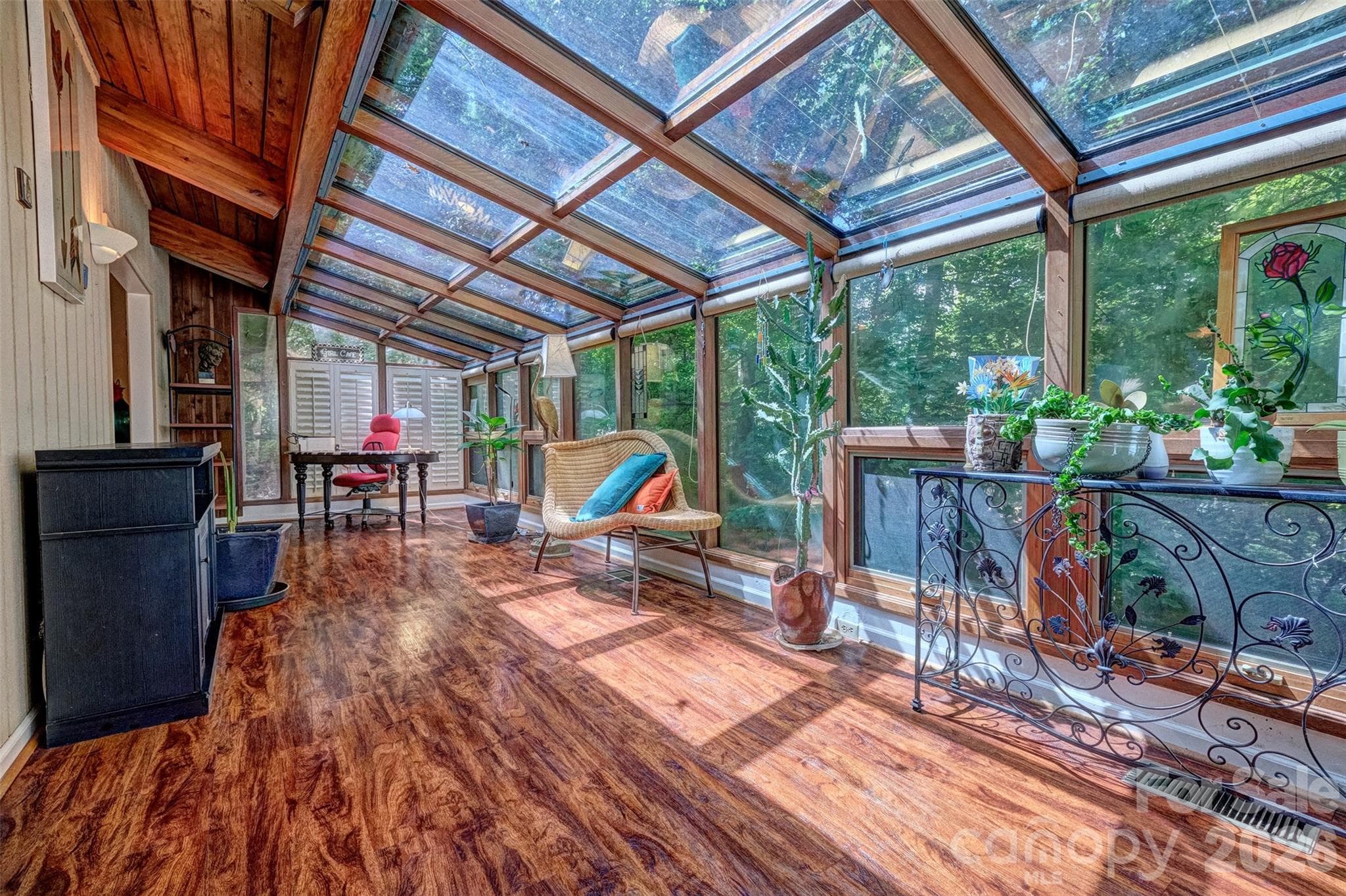 Single Family Residence at 9 Cove Road, Lake Wylie, photo 9 of 48