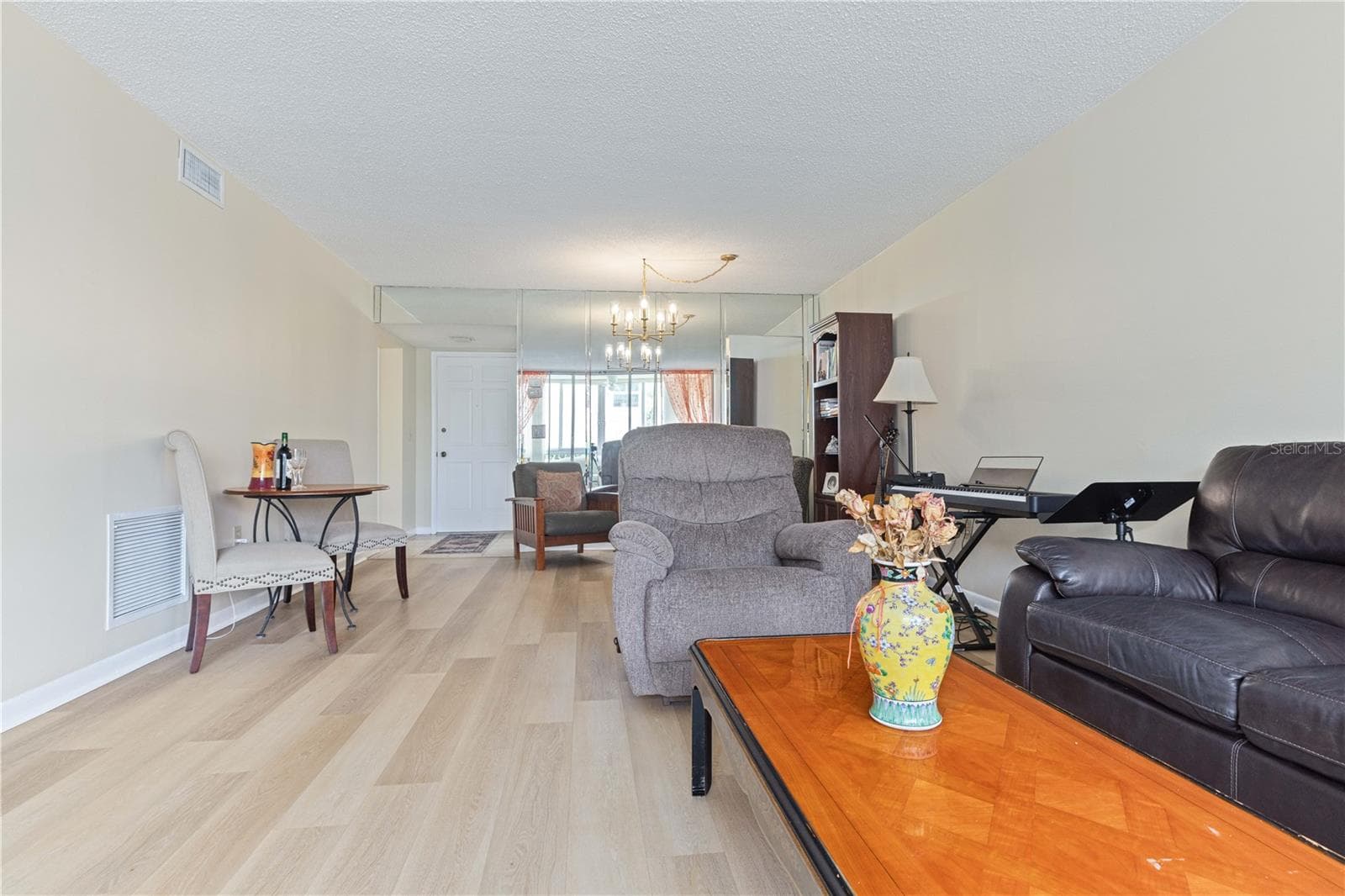 Condominium at 19029 US HIGHWAY 19 N #3-1, CLEARWATER, photo 15 of 33