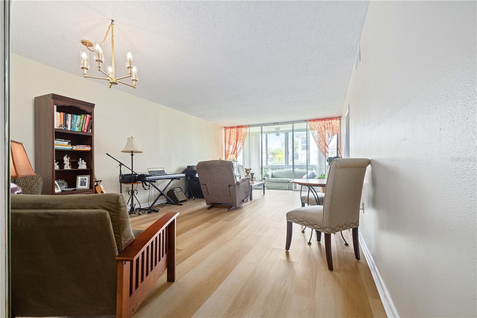 Condominium at 19029 US HIGHWAY 19 N #3-1, CLEARWATER, photo 18 of 33