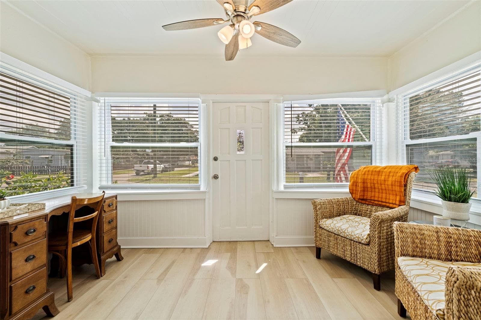 Wonderful Bungalow in Gulfport, Florida - 1601 54TH ST S, GULFPORT