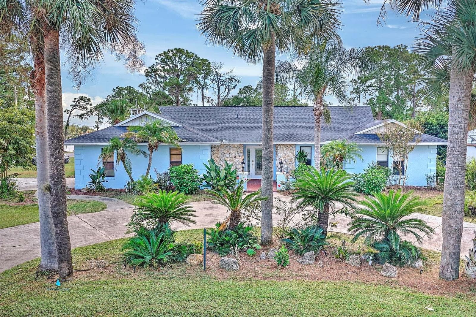 4012 SUNRISE DR