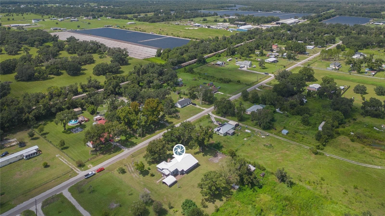Single Family Residence at 2630 KEYSVILLE DR, LITHIA, photo 12 of 43