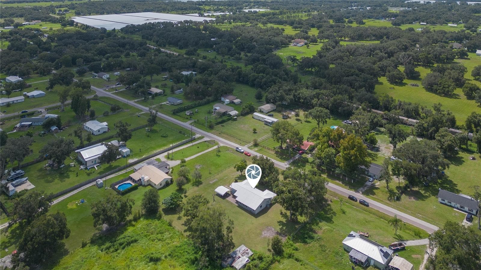 Single Family Residence at 2630 KEYSVILLE DR, LITHIA, photo 14 of 43