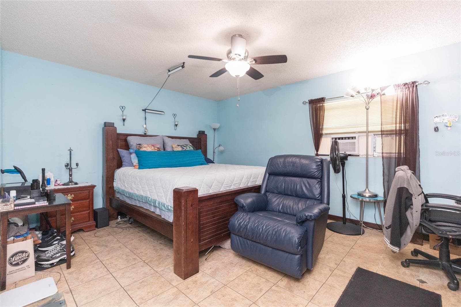 Single Family Residence at 2630 KEYSVILLE DR, LITHIA, photo 29 of 43