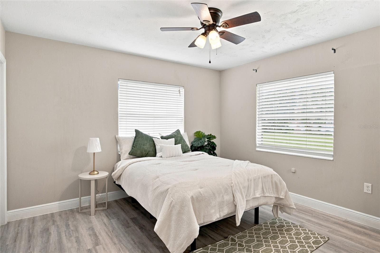 Master bed main home - 5106 THONOTOSASSA RD, PLANT CITY