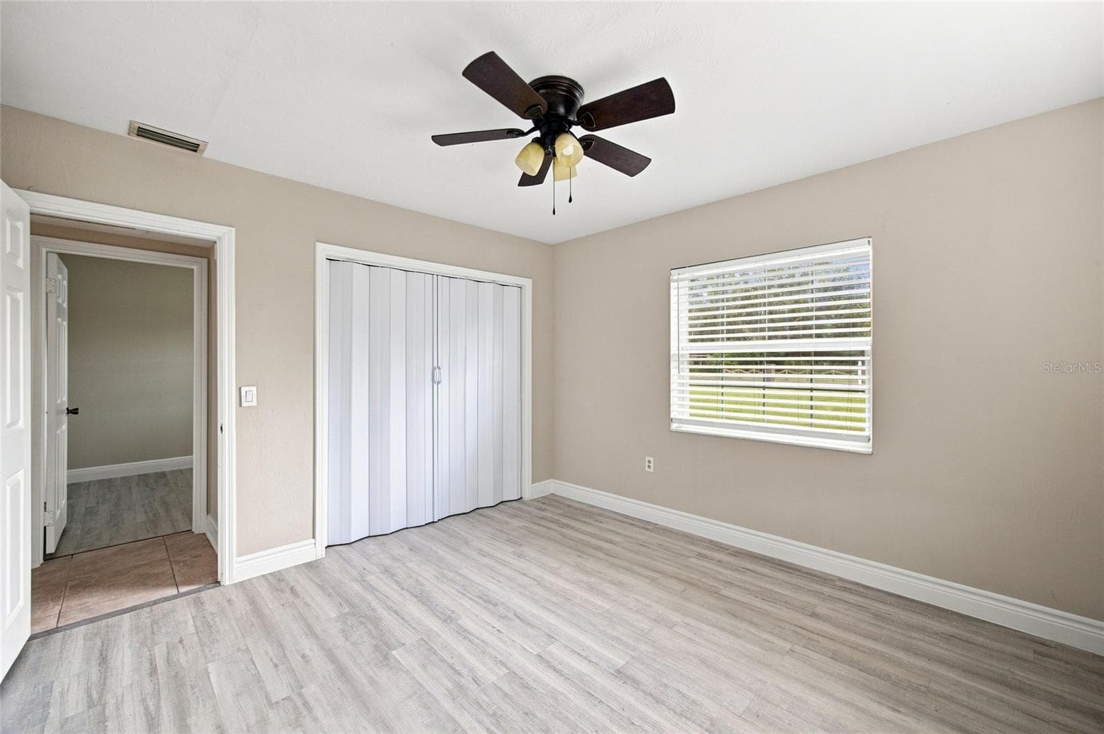 Bedroom 2 - 5106 THONOTOSASSA RD, PLANT CITY