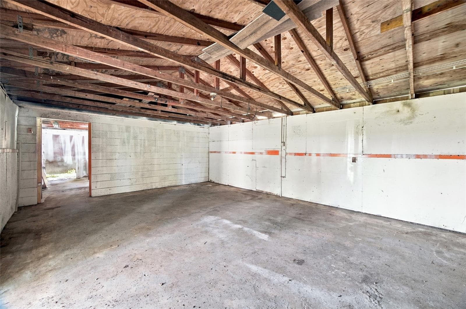 Workshop - 5106 THONOTOSASSA RD, PLANT CITY