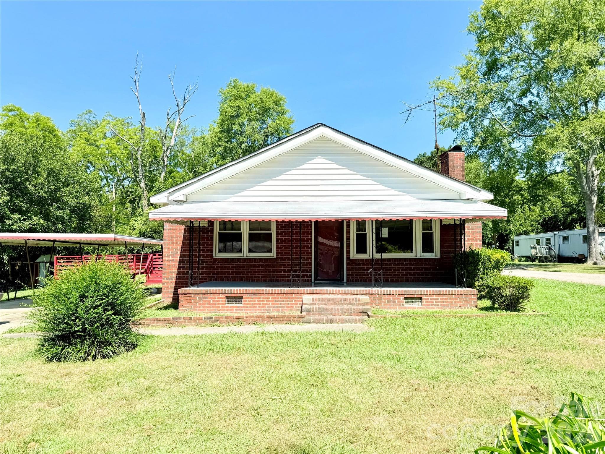 213 Jewel Street