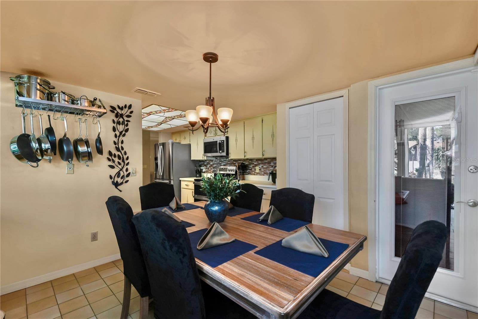 Townhouse at 3884 VILLA ROSE LN, ORLANDO, photo 7 of 35