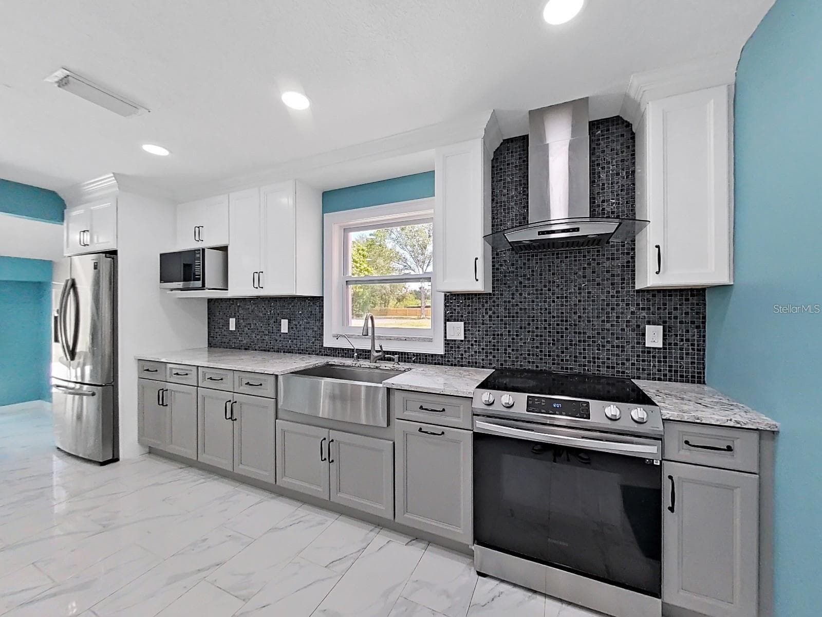 Single Family Residence at 1613 33RD ST SE, RUSKIN, photo 5 of 20