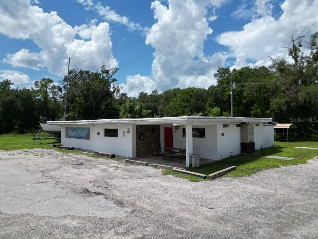 5025 TREIMAN BLVD