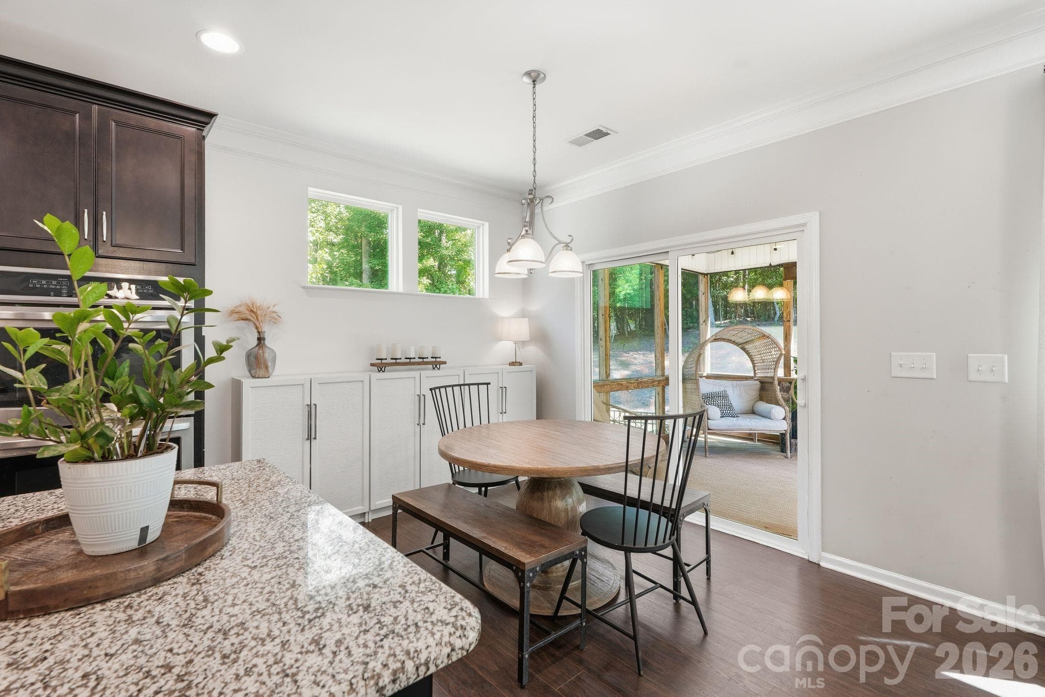 Single Family Residence at 607 Winter Walk Lane, Lake Wylie, photo 10 of 41