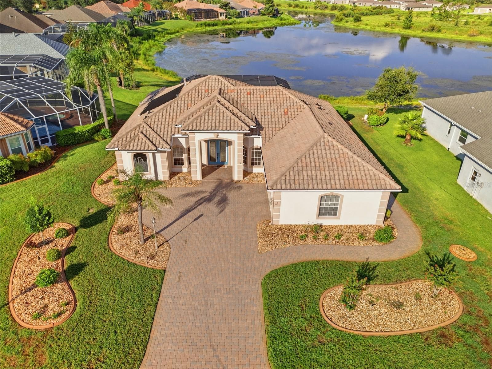Single Family Residence at 9271 WESTSHORE DR, WEEKI WACHEE, photo 2 of 67