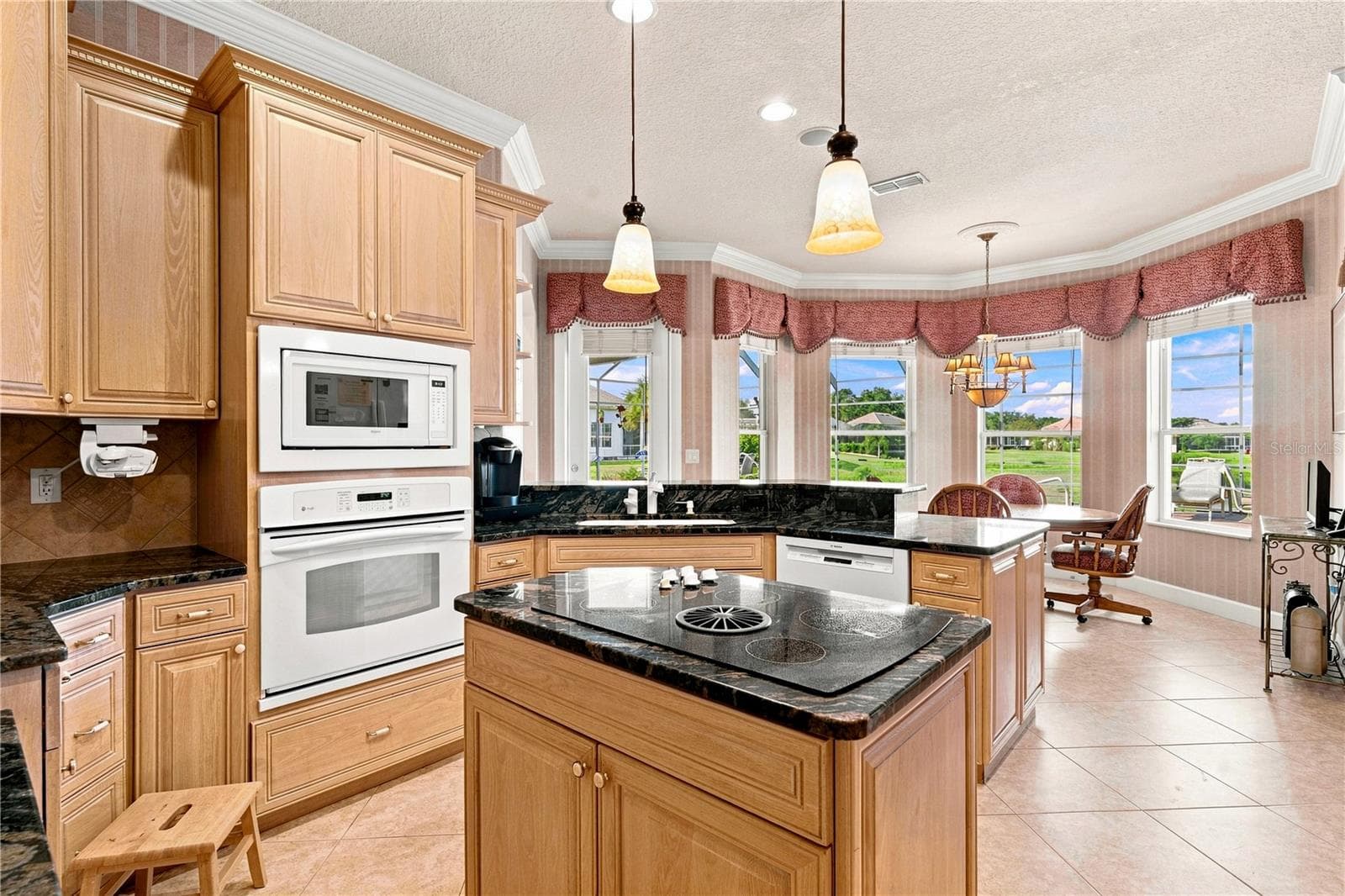 Single Family Residence at 9271 WESTSHORE DR, WEEKI WACHEE, photo 5 of 67