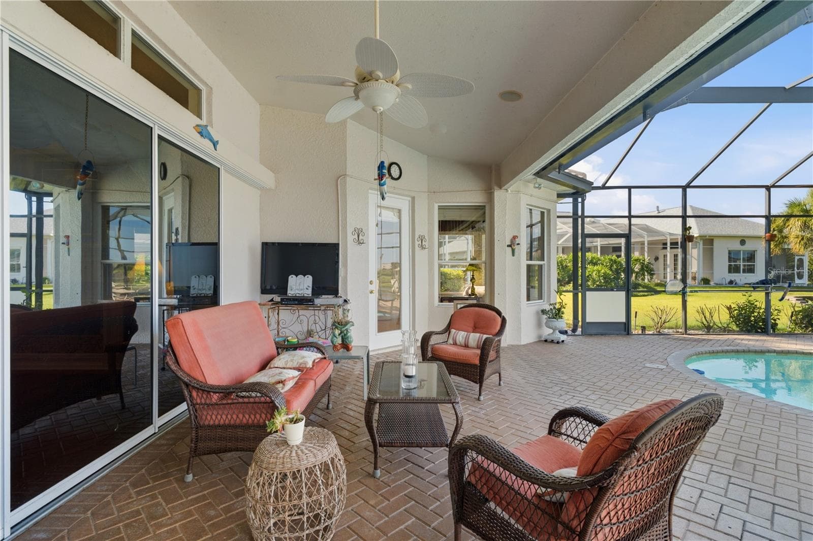 Covered Pattio screened - 9271 WESTSHORE DR, WEEKI WACHEE