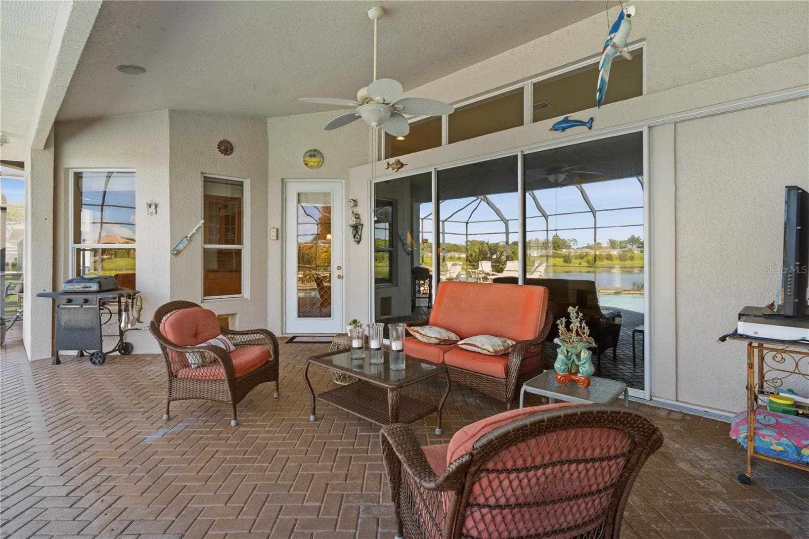 Covered Pattio screened - 9271 WESTSHORE DR, WEEKI WACHEE