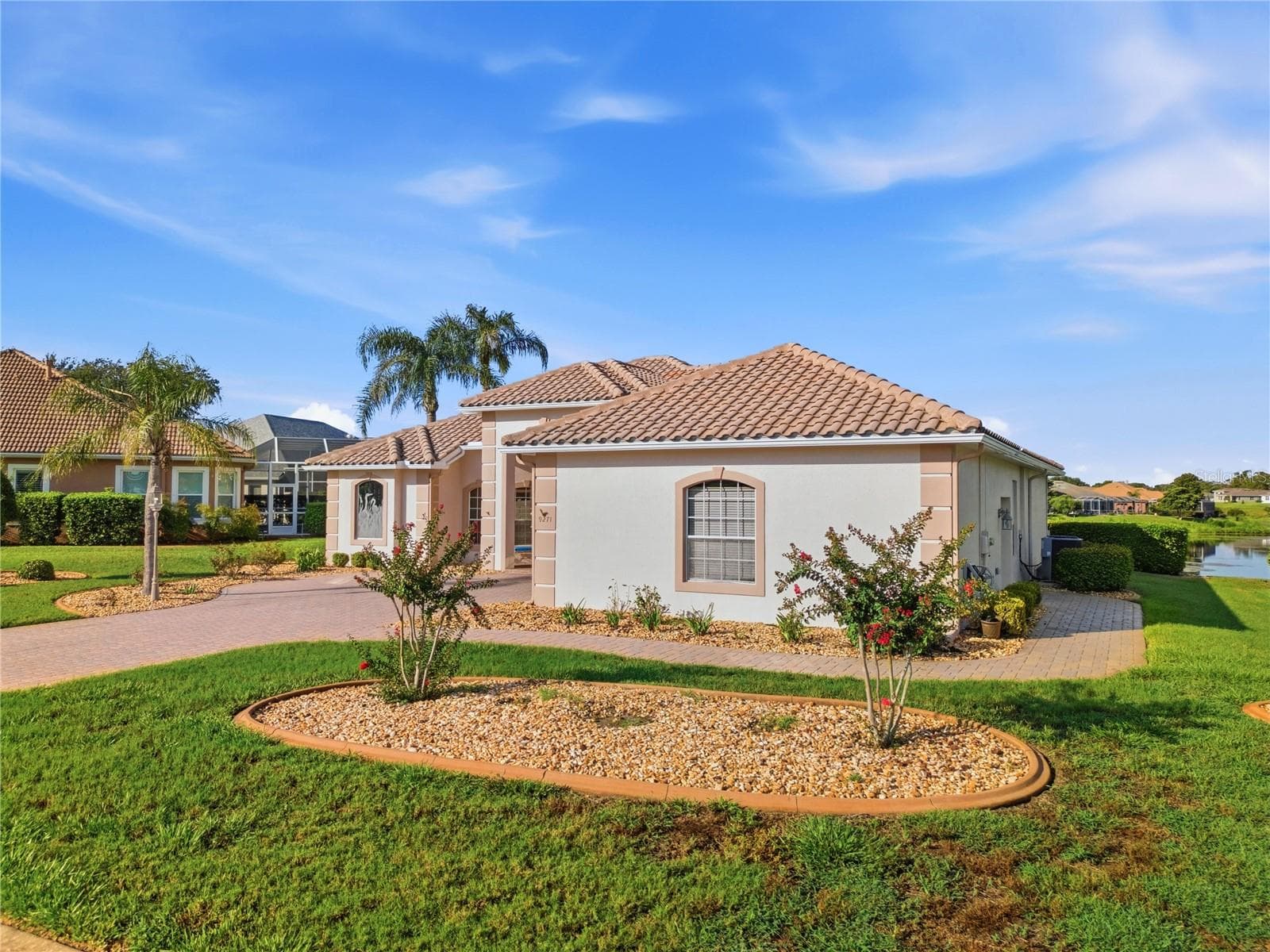 Side view - 9271 WESTSHORE DR, WEEKI WACHEE