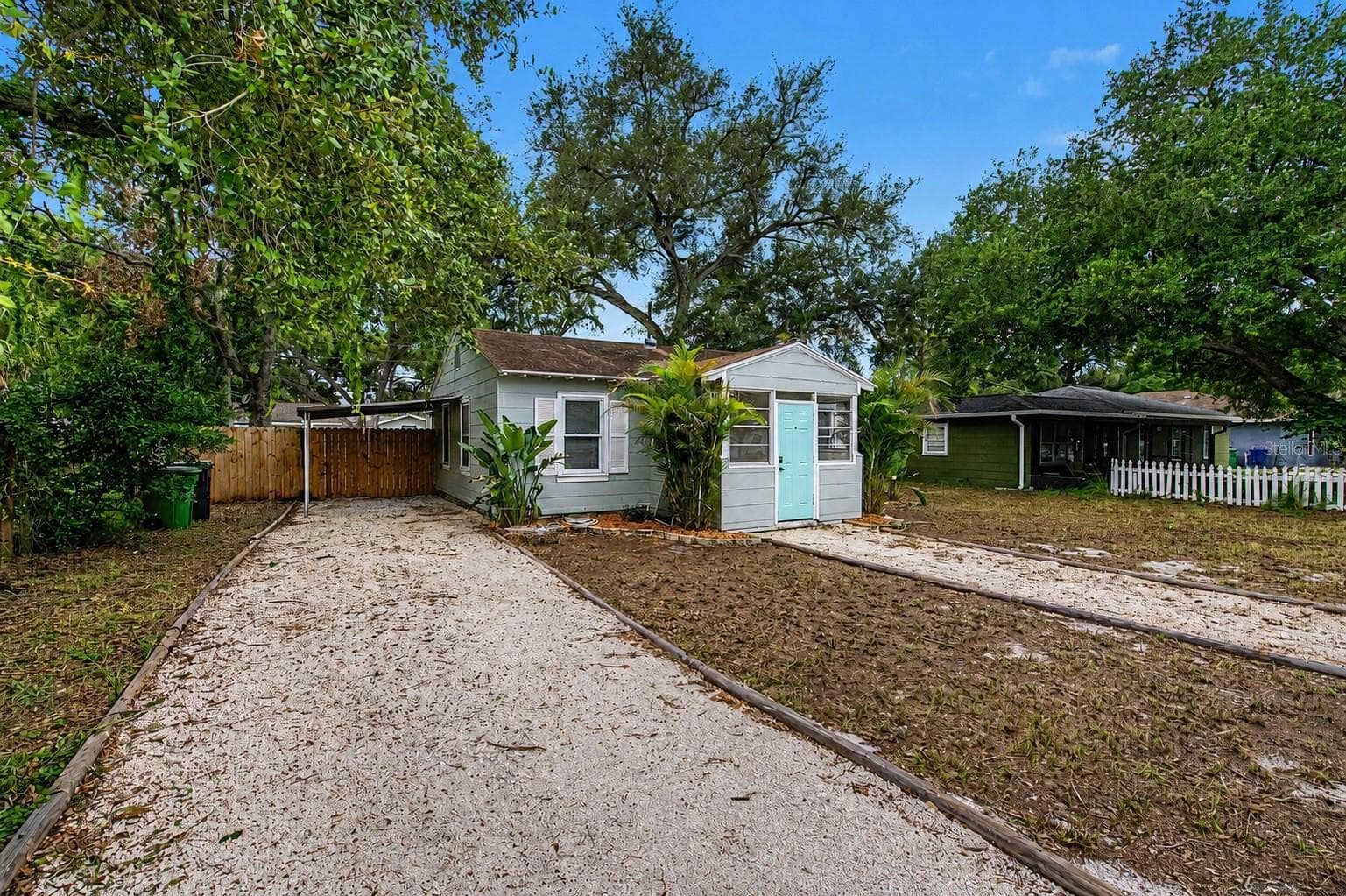 Single Family Residence at 3208 W HARTNETT AVE, TAMPA, photo 2 of 35