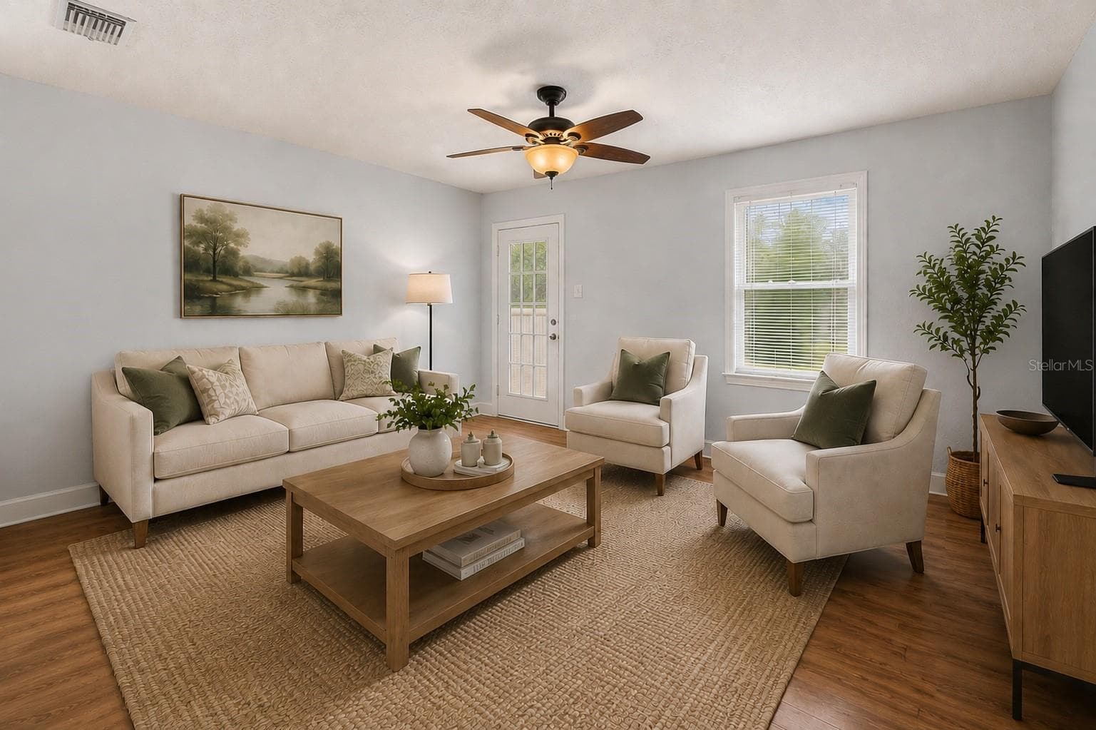 Single Family Residence at 3208 W HARTNETT AVE, TAMPA, photo 6 of 35
