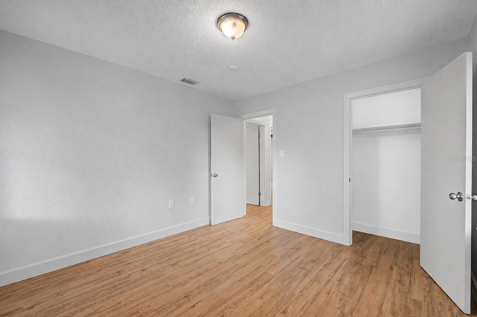 Single Family Residence at 3208 W HARTNETT AVE, TAMPA, photo 18 of 35
