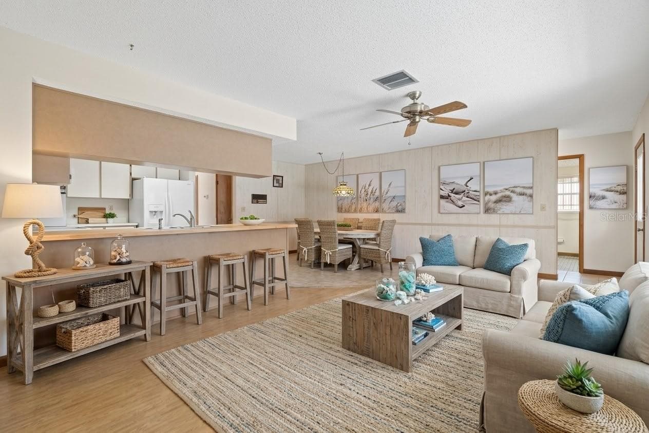 Staged photo of the family room - 9009 HEATHER BLVD, WEEKI WACHEE