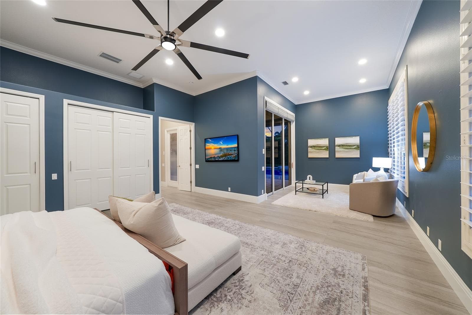 Huge 4th bedroom or bonus room perfect as a multi-purpose space - 8122 LONE TREE GLN, LAKEWOOD RANCH