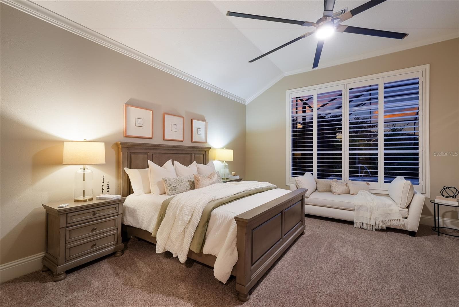 Single Family Residence at 8122 LONE TREE GLN, LAKEWOOD RANCH, photo 47 of 87